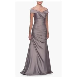 La Femme Womens Off the Shoulder Ruched Satin Trumpet Gown Platinum Size 12 $495
